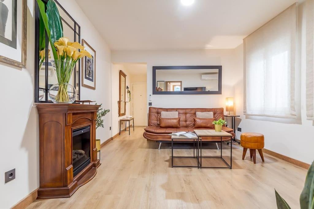 Apartamento Reformado Y Tranquilo Junto A Gran Via มาดริด ภายนอก รูปภาพ