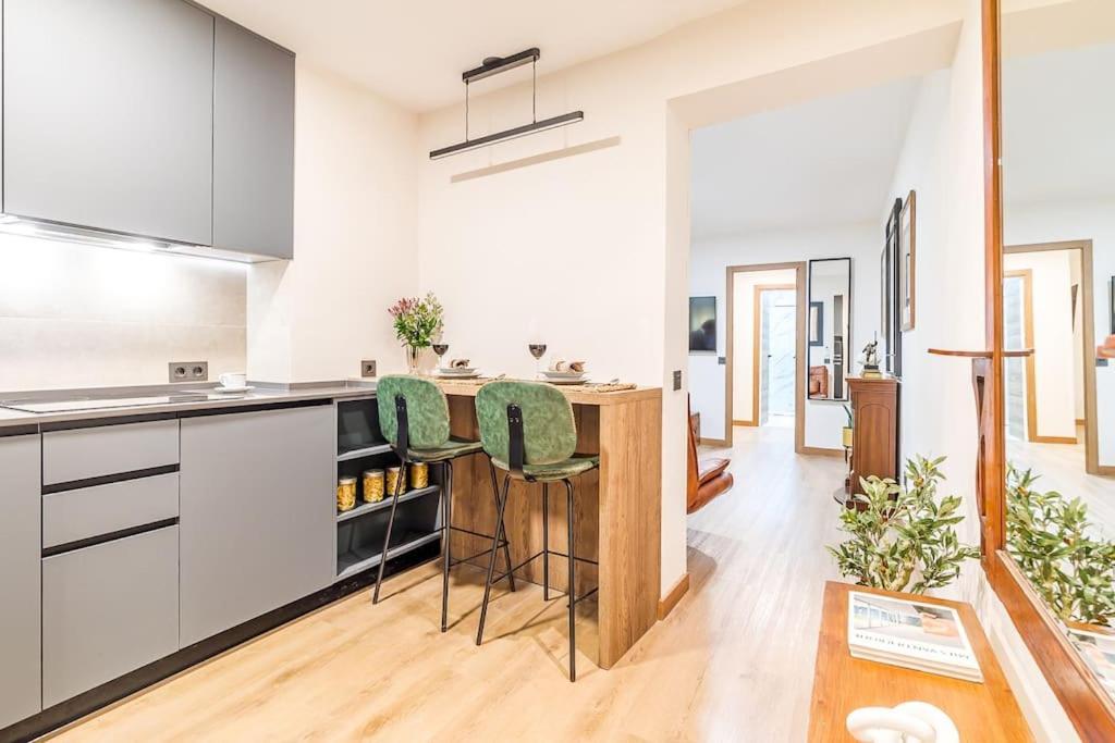 Apartamento Reformado Y Tranquilo Junto A Gran Via มาดริด ภายนอก รูปภาพ