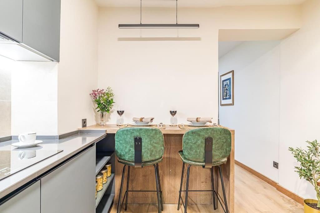 Apartamento Reformado Y Tranquilo Junto A Gran Via มาดริด ภายนอก รูปภาพ